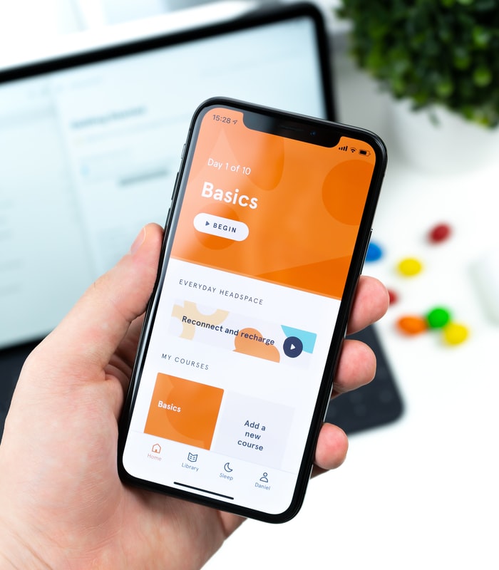 Q-Check digital coat-check platform interface